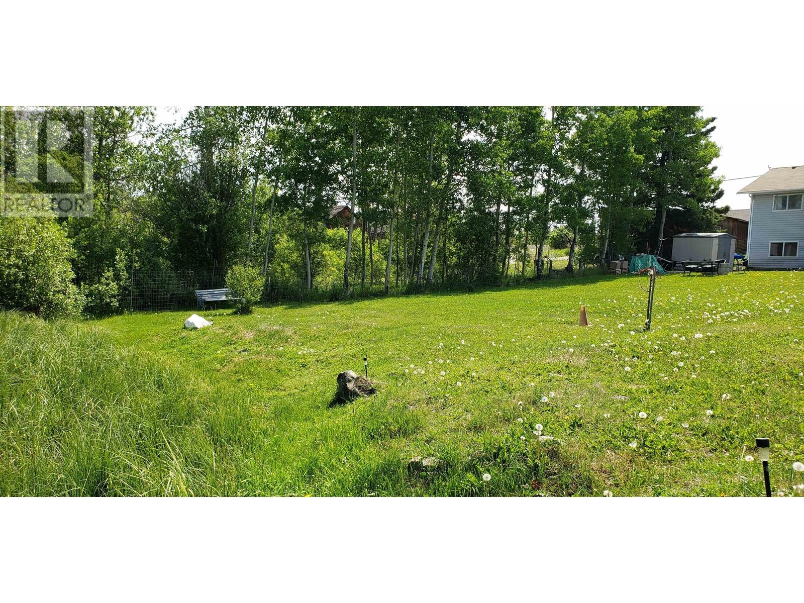 7036 93 Mile Frontage Road, 100 Mile House, British Columbia  V0K 2E2 - Photo 29 - R3012050