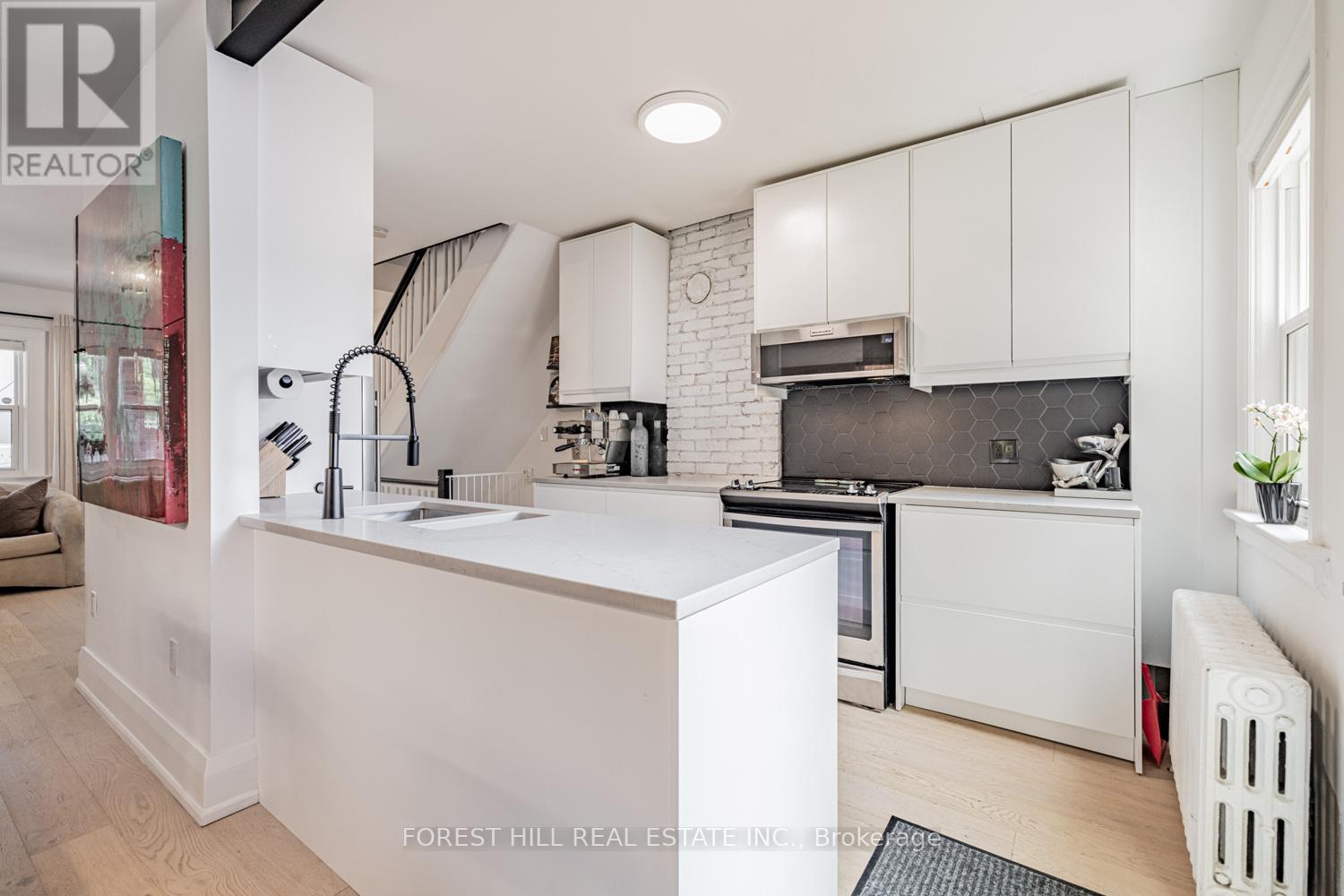 554 Atlas Avenue, Toronto, Ontario  M6C 3R6 - Photo 13 - C12200179
