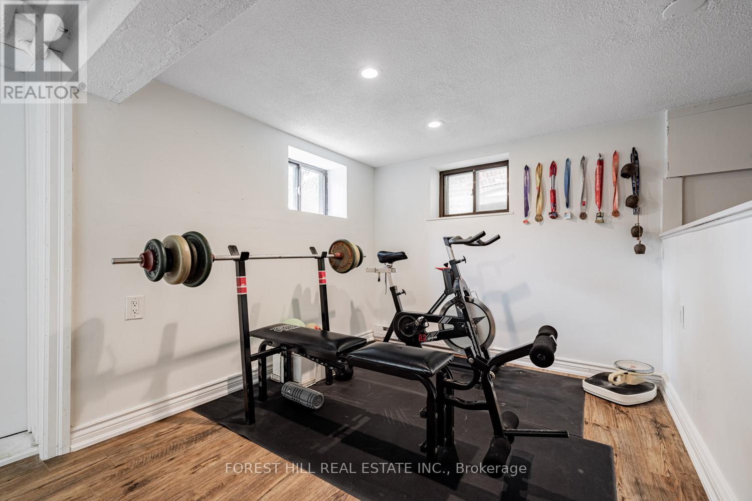 554 Atlas Avenue, Toronto, Ontario  M6C 3R6 - Photo 27 - C12200179
