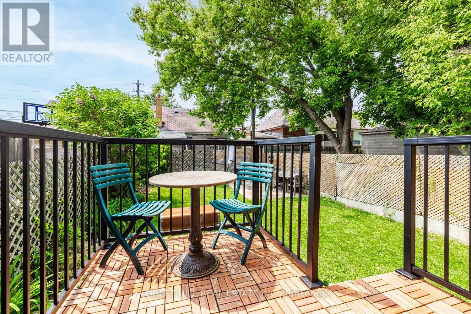 554 Atlas Avenue, Toronto, Ontario  M6C 3R6 - Photo 29 - C12200179
