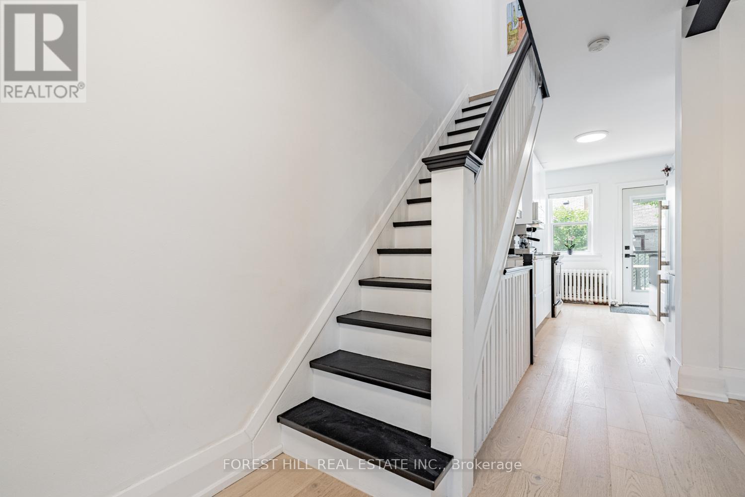 554 Atlas Avenue, Toronto, Ontario  M6C 3R6 - Photo 5 - C12200179