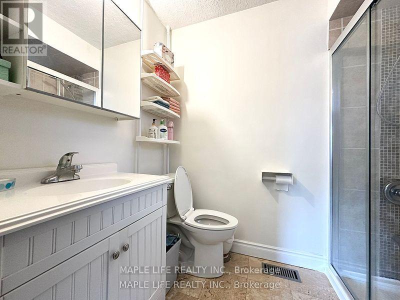 92 Rameau Drive, Toronto, Ontario  M2H 1T9 - Photo 20 - C12200181