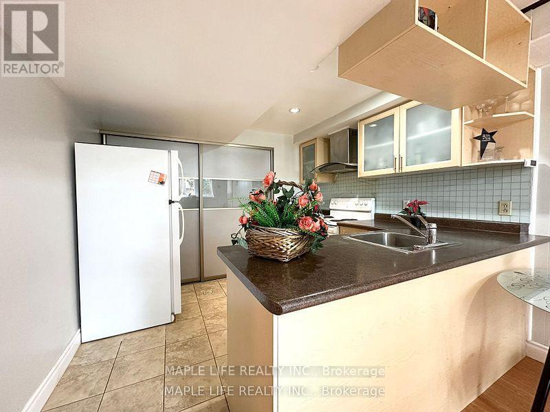 92 Rameau Drive, Toronto, Ontario  M2H 1T9 - Photo 25 - C12200181