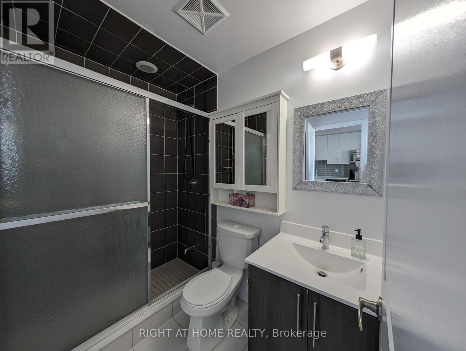 1005 - 68 Merton Street, Toronto, Ontario  M4S 1A1 - Photo 8 - C12200224