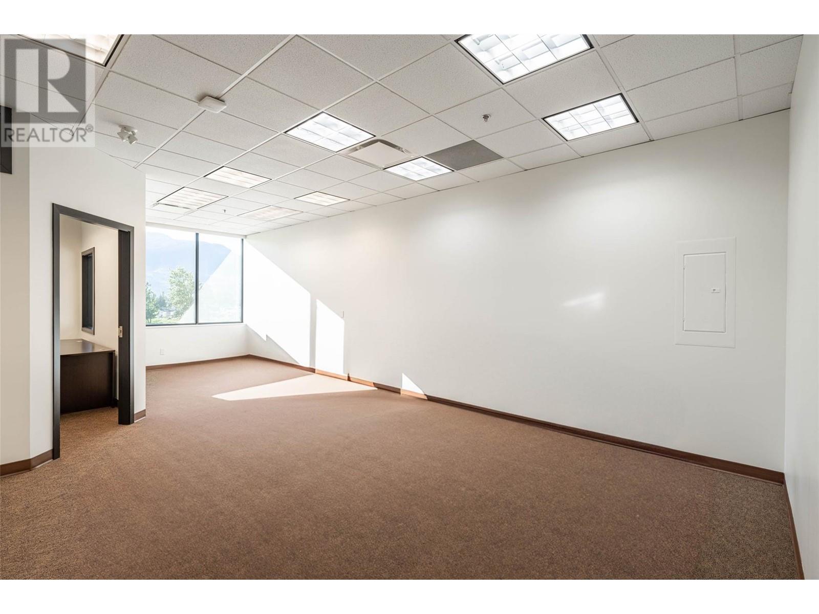 1060 Manhattan Drive Unit# 220, Kelowna, British Columbia  V1Y 9X9 - Photo 8 - 10350928