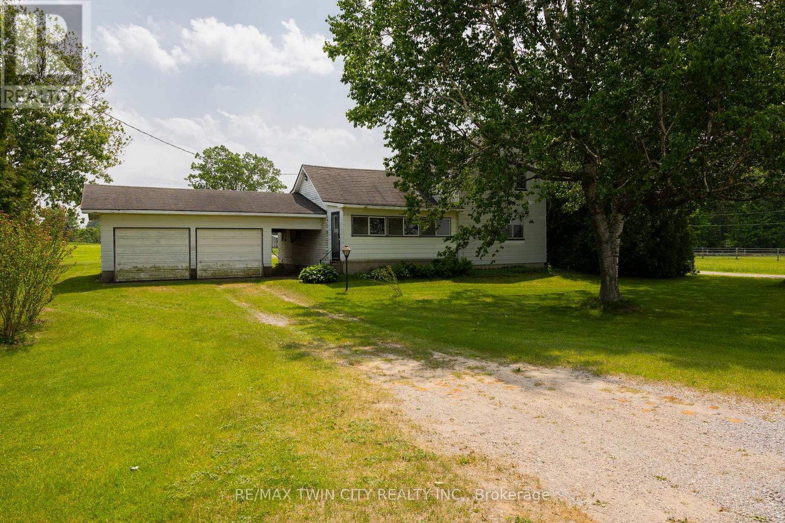 794 Windham Centre Road, Norfolk, Ontario  N0E 1H0 - Photo 1 - X12199968