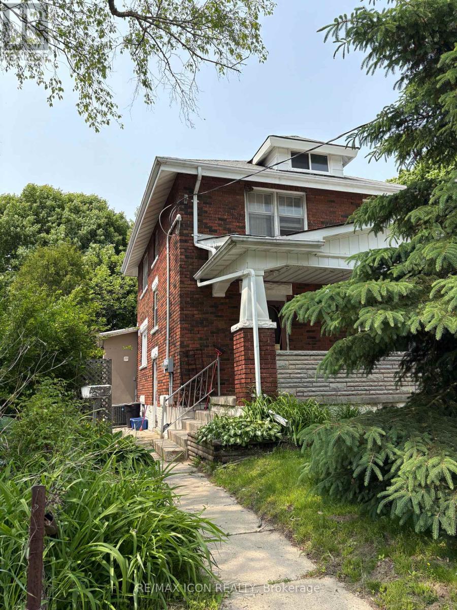 320 Guelph Street, Kitchener, Ontario  N2H 5X3 - Photo 5 - X12199969