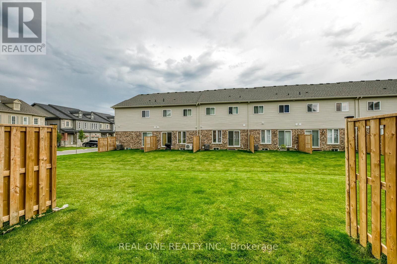 28 Garlent Avenue, Hamilton, Ontario  L9K 0J9 - Photo 28 - X12200089