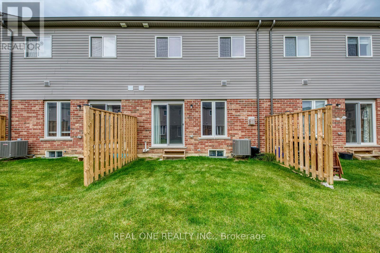 28 Garlent Avenue, Hamilton, Ontario  L9K 0J9 - Photo 32 - X12200089