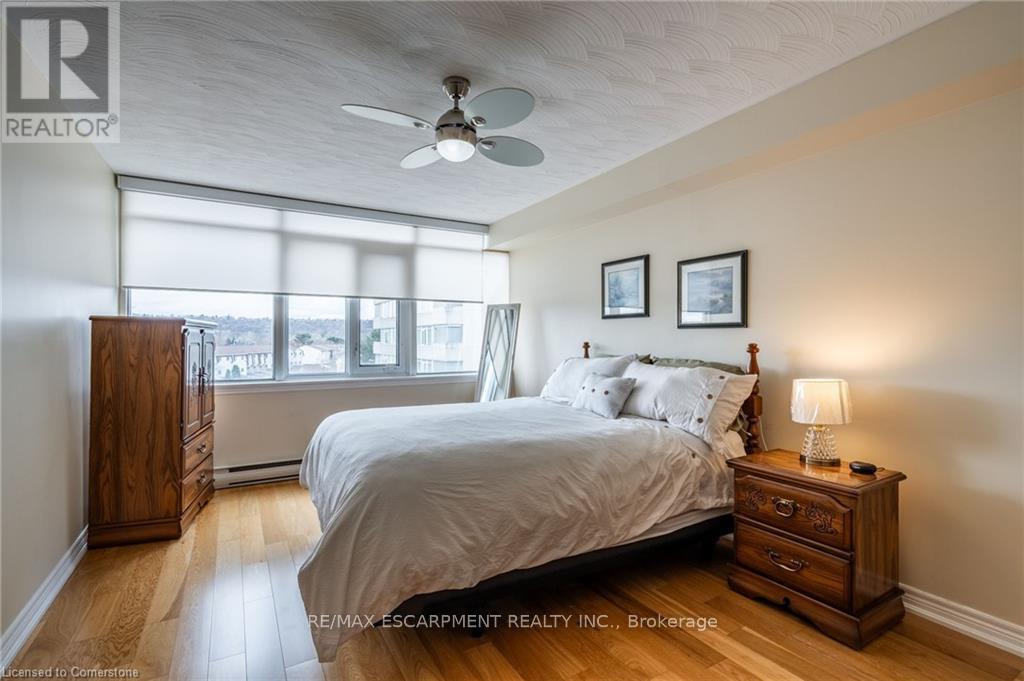 402 - 40 Harrisford Street, Hamilton (Red Hill), Ontario  L8K 6N1 - Photo 18 - X12200110