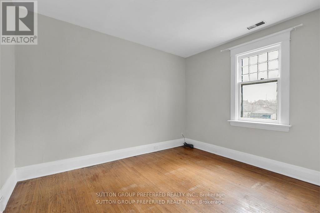 841 Dufferin Avenue, London East (East G), Ontario  N5W 3J9 - Photo 24 - X12200296
