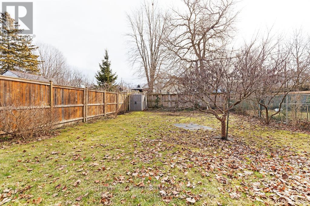 841 Dufferin Avenue, London East (East G), Ontario  N5W 3J9 - Photo 39 - X12200296