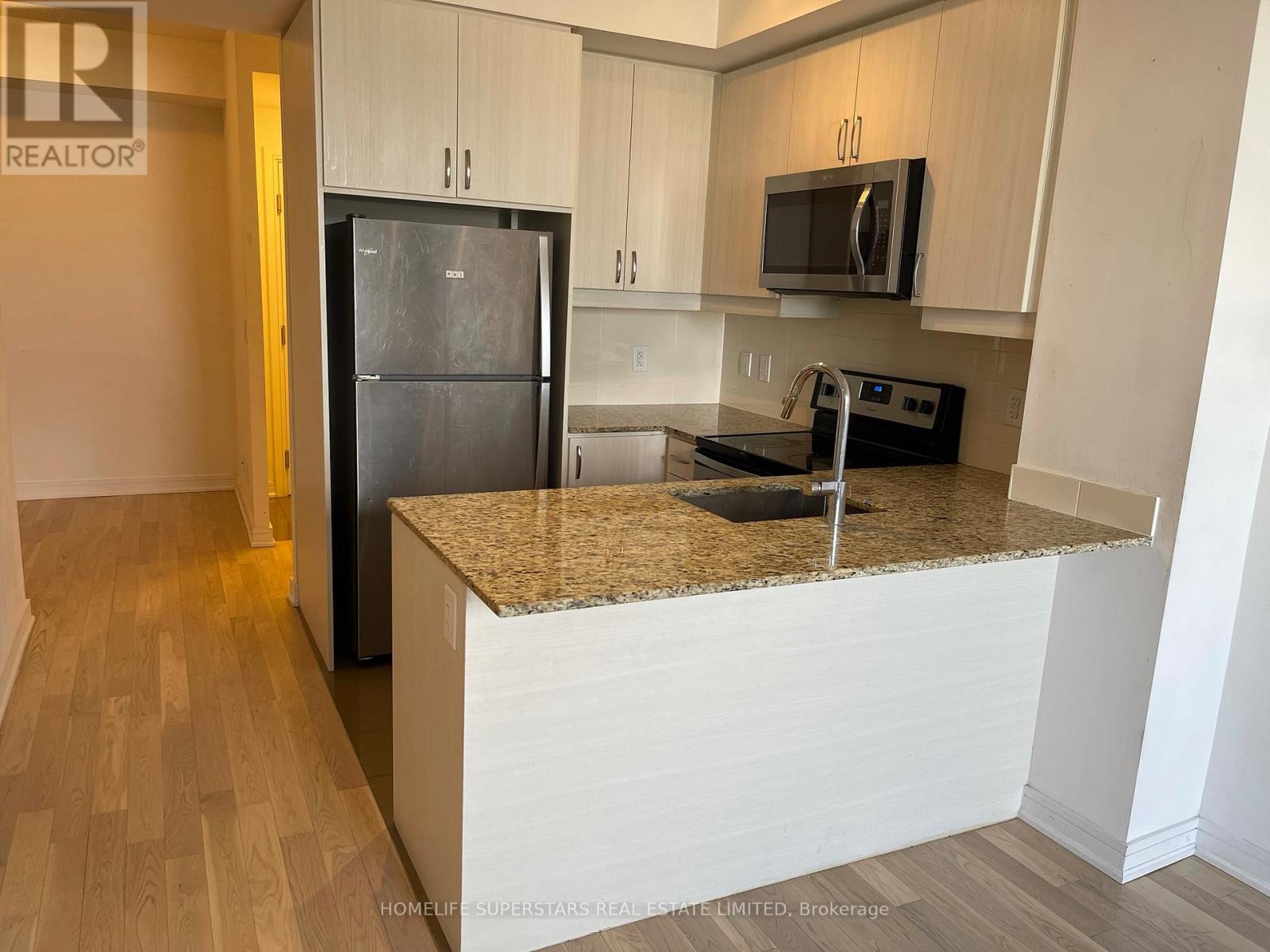 914 - 9205 Yonge Street, Richmond Hill (Langstaff), Ontario  L4C 1V5 - Photo 6 - N12200159