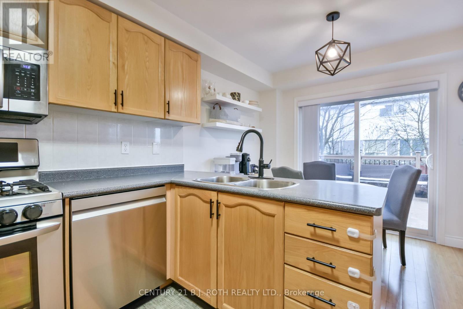 1162 Andrade Lane, Innisfil, Ontario  L9S 4X7 - Photo 19 - N12194373