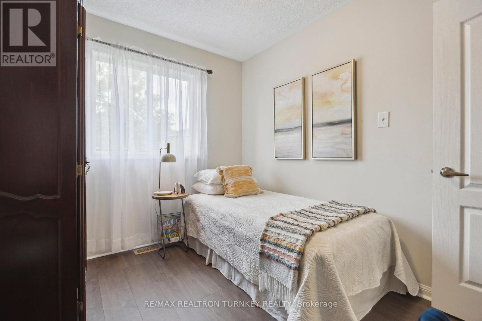 66 Natale Court, Bradford West Gwillimbury, Ontario  L3Z 3B1 - Photo 29 - N12198939