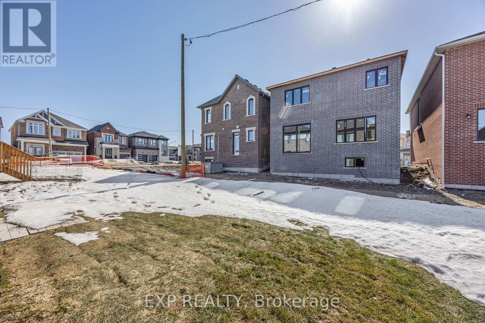 53 Mcbride Trail, Barrie, Ontario  L9J 0P9 - Photo 33 - S12200202