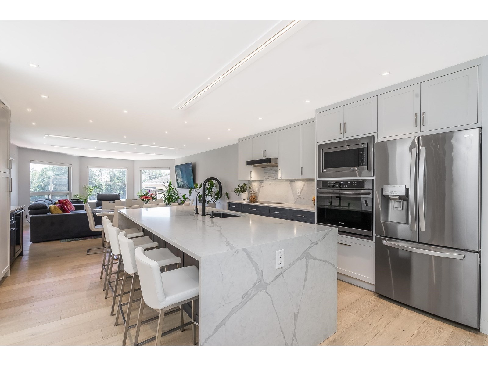 16055 8 Avenue, Surrey, British Columbia  V4A 1A1 - Photo 6 - R3011996