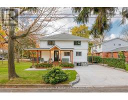 10 BETTS AVENUE, Grimsby, Ontario
