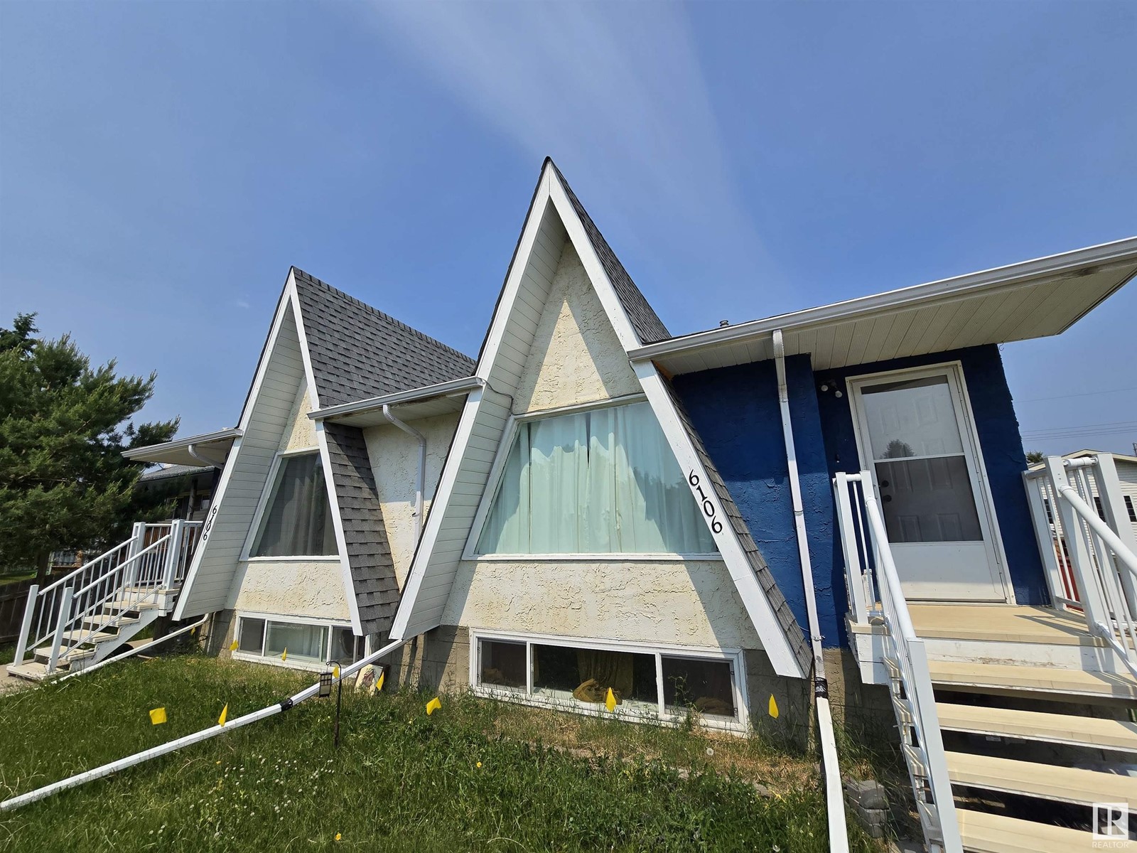 Property at 6106 51 AV image