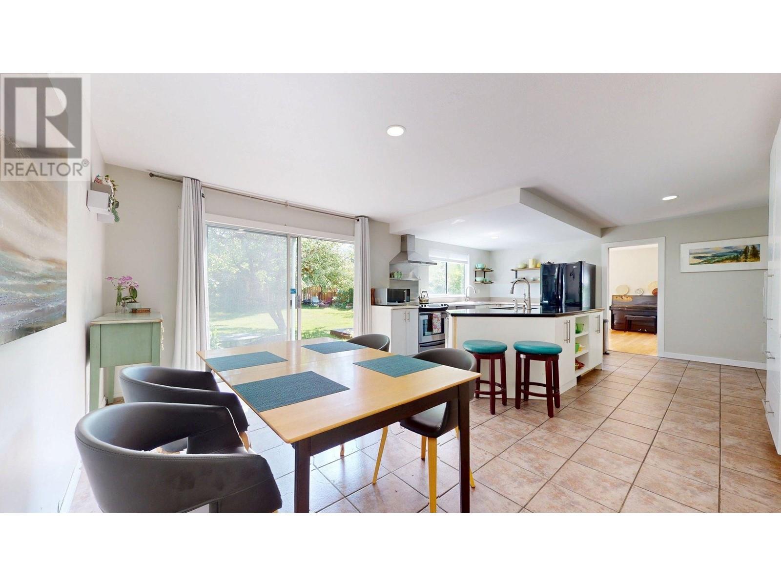 41766 Cottonwood Road, Squamish, British Columbia  V0N 3G0 - Photo 16 - R3006688