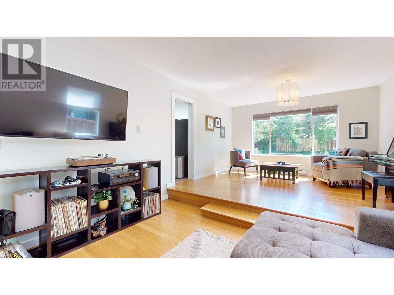 41766 Cottonwood Road, Squamish, British Columbia  V0N 3G0 - Photo 7 - R3006688
