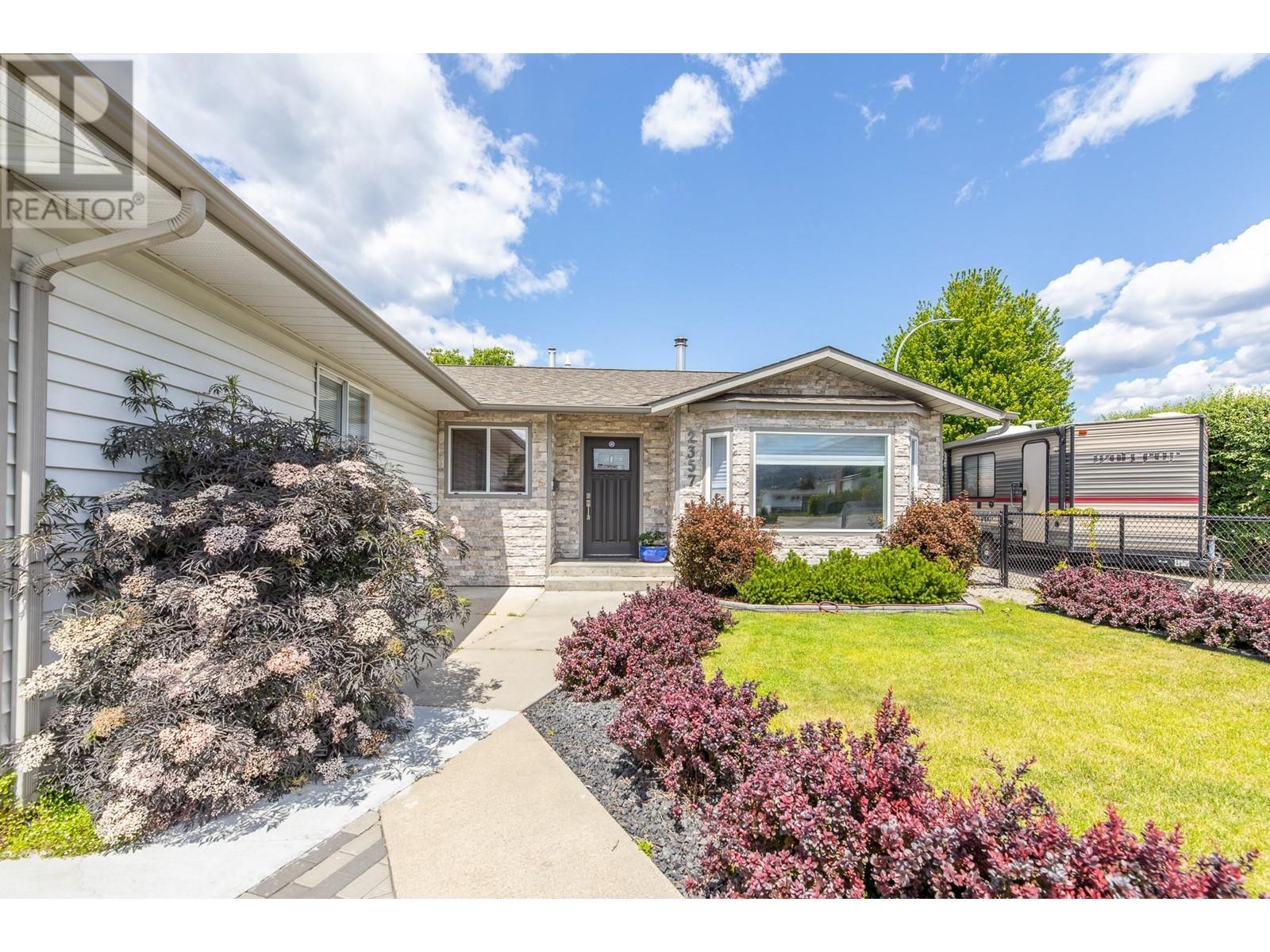 2357 Cornwall Drive, Penticton, British Columbia  V2A 7T1 - Photo 11 - 10350762