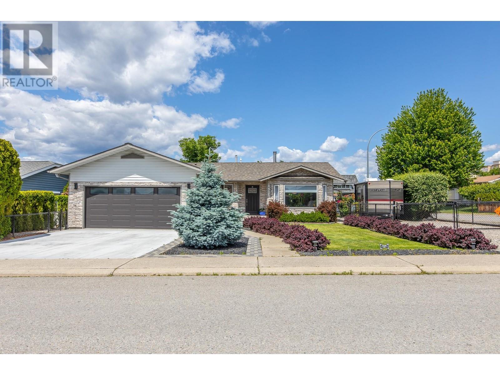 2357 Cornwall Drive, Penticton, British Columbia  V2A 7T1 - Photo 8 - 10350762