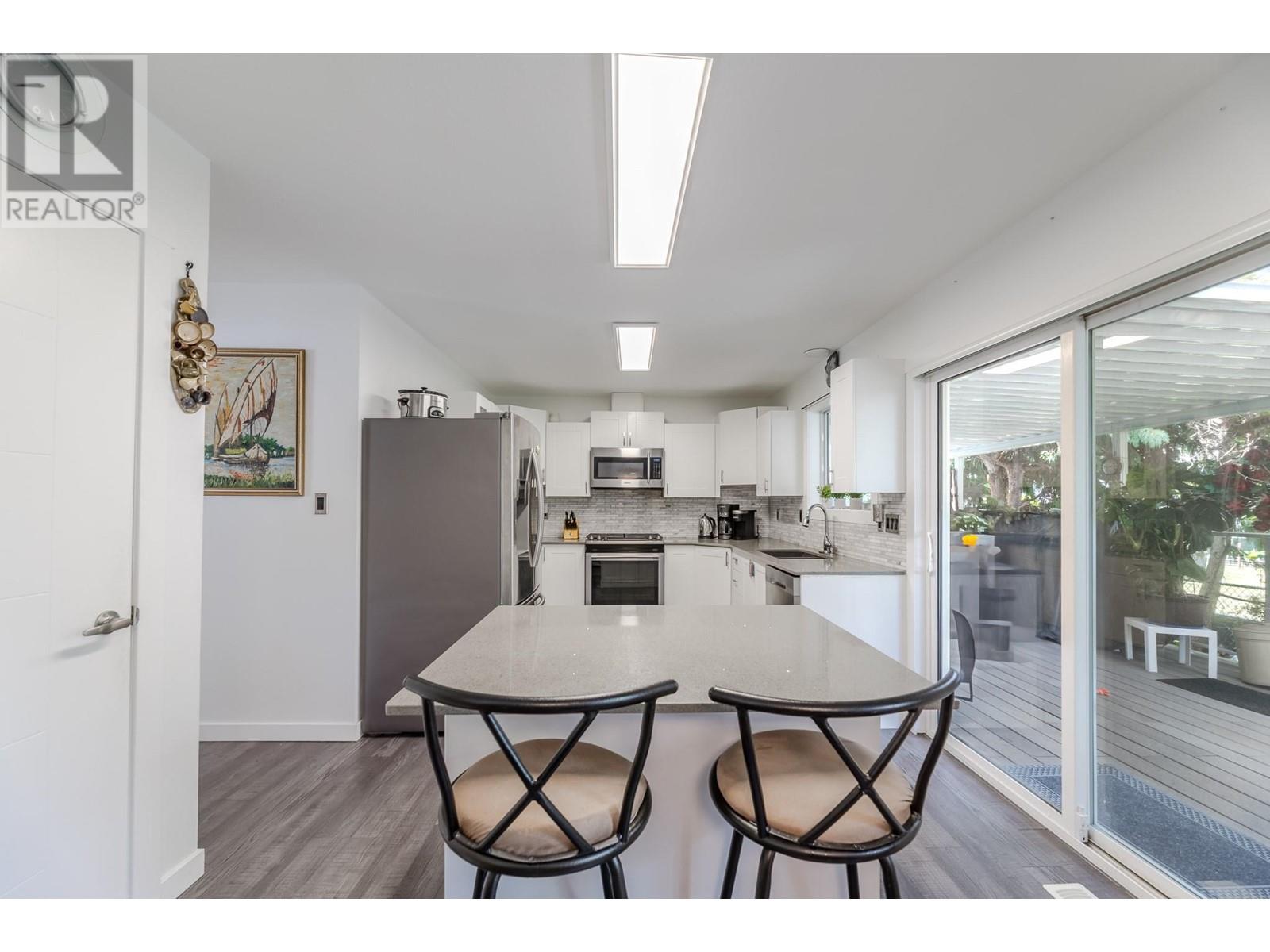 2357 Cornwall Drive, Penticton, British Columbia  V2A 7T1 - Photo 40 - 10350762