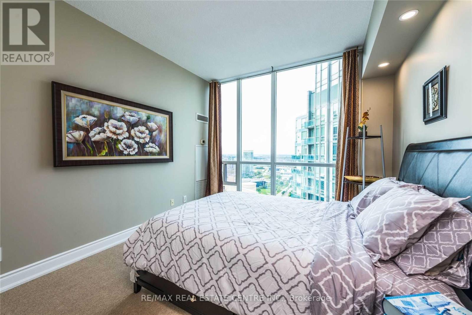 3312 - 223 Webb Drive, Mississauga, Ontario  L5B 0E8 - Photo 21 - W12200165