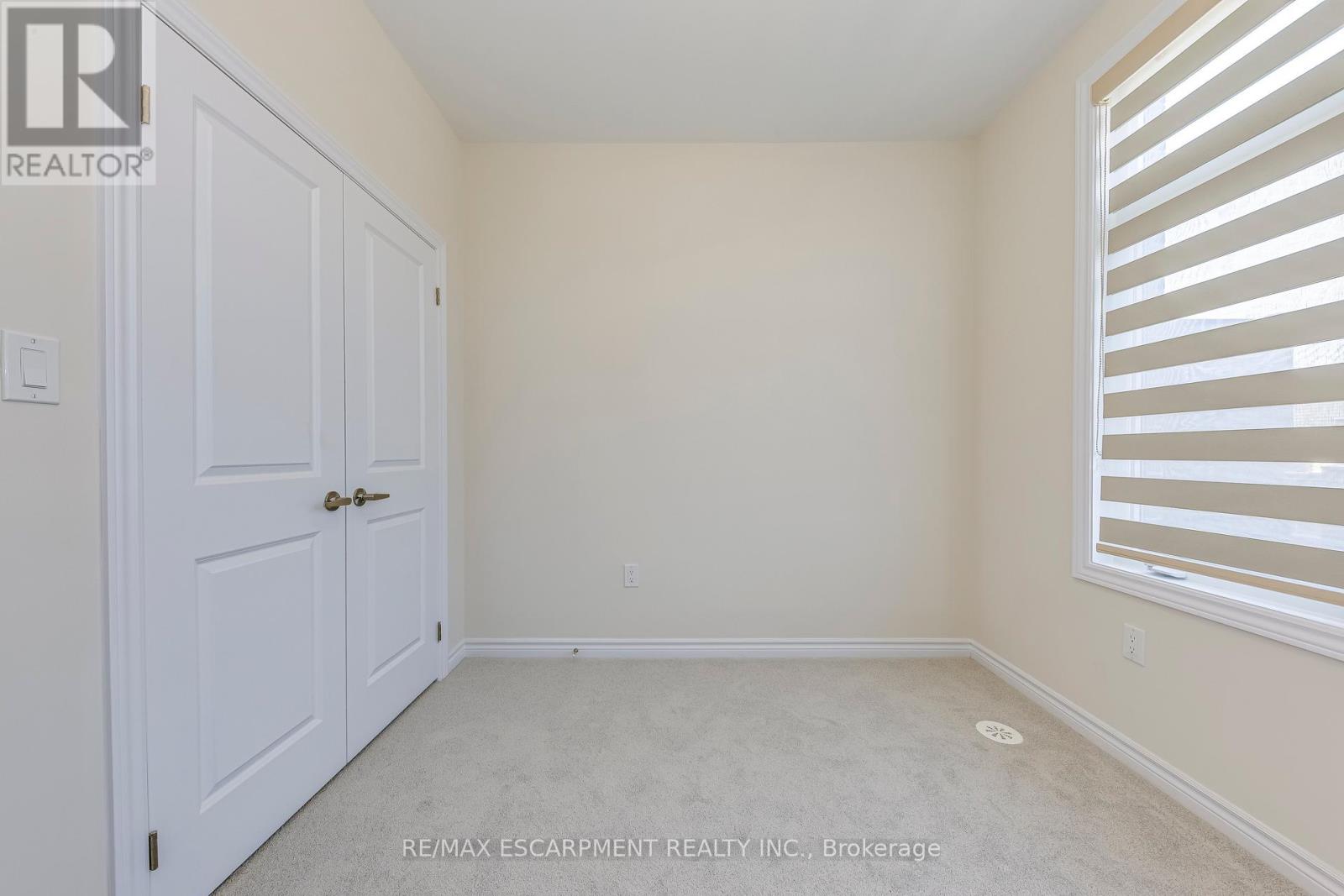 3071 Welsman Gardens, Oakville, Ontario  L6H 7Z2 - Photo 32 - W12200190