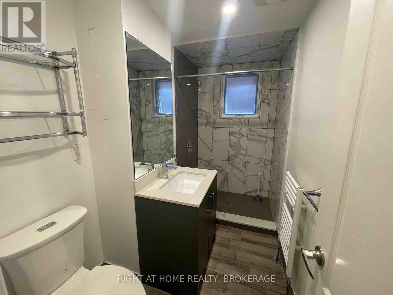 755 DUPONT STREET, Toronto, Ontario