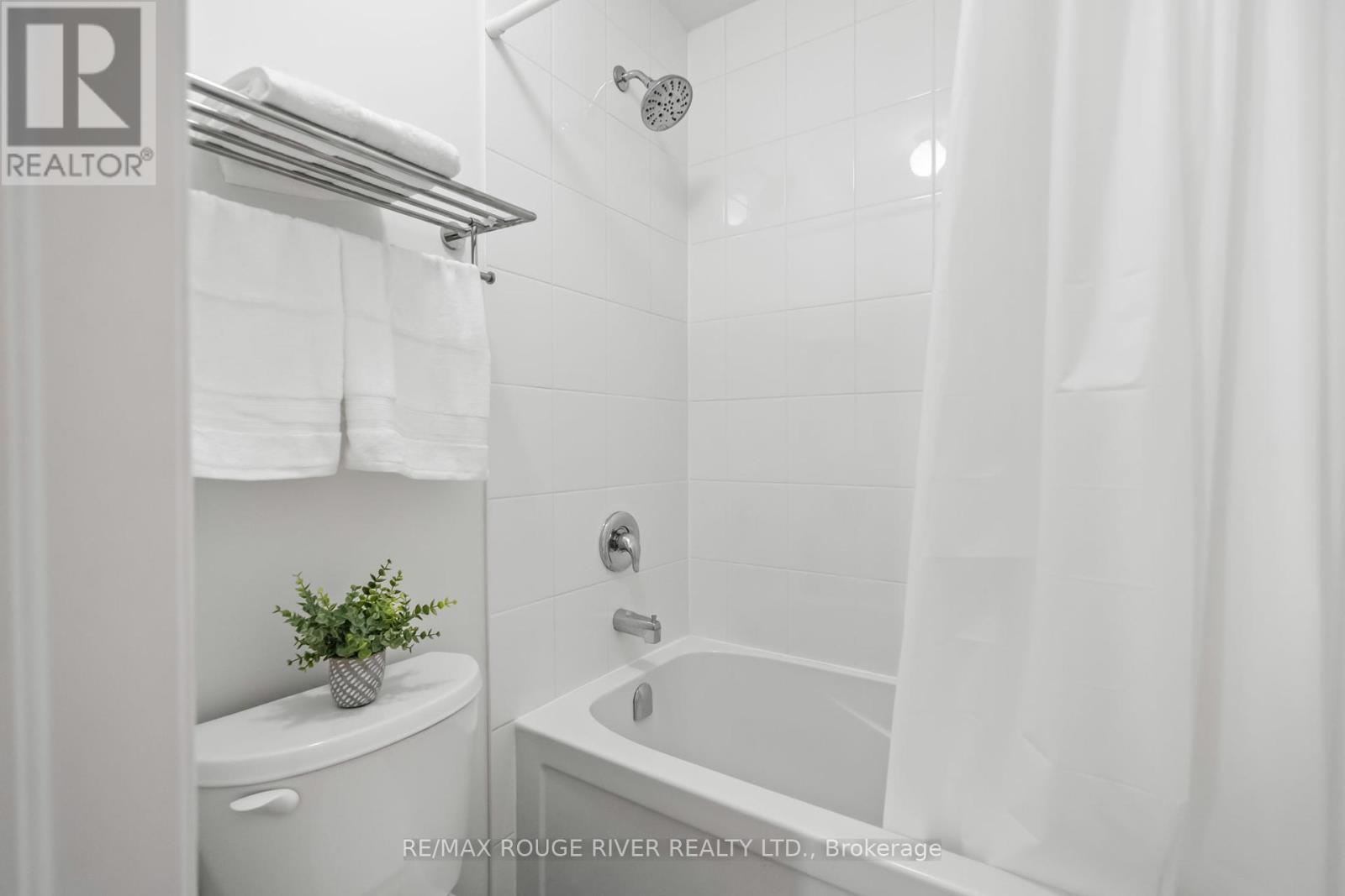 37 Whitefish Street, Whitby, Ontario L1P 0K5 - Photo 40 - E12200327