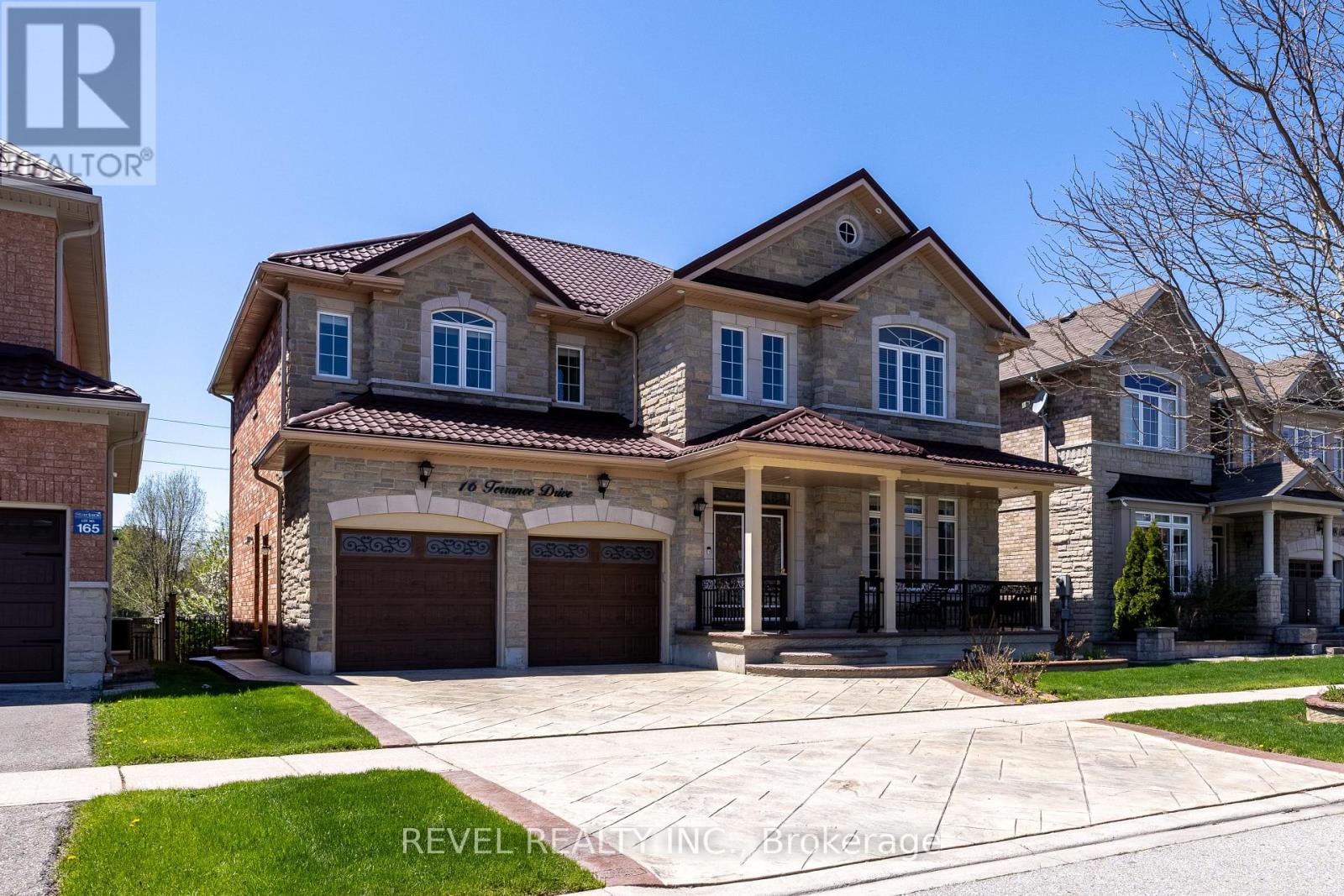 Property at 16 TERRANCE DRIVE image 1