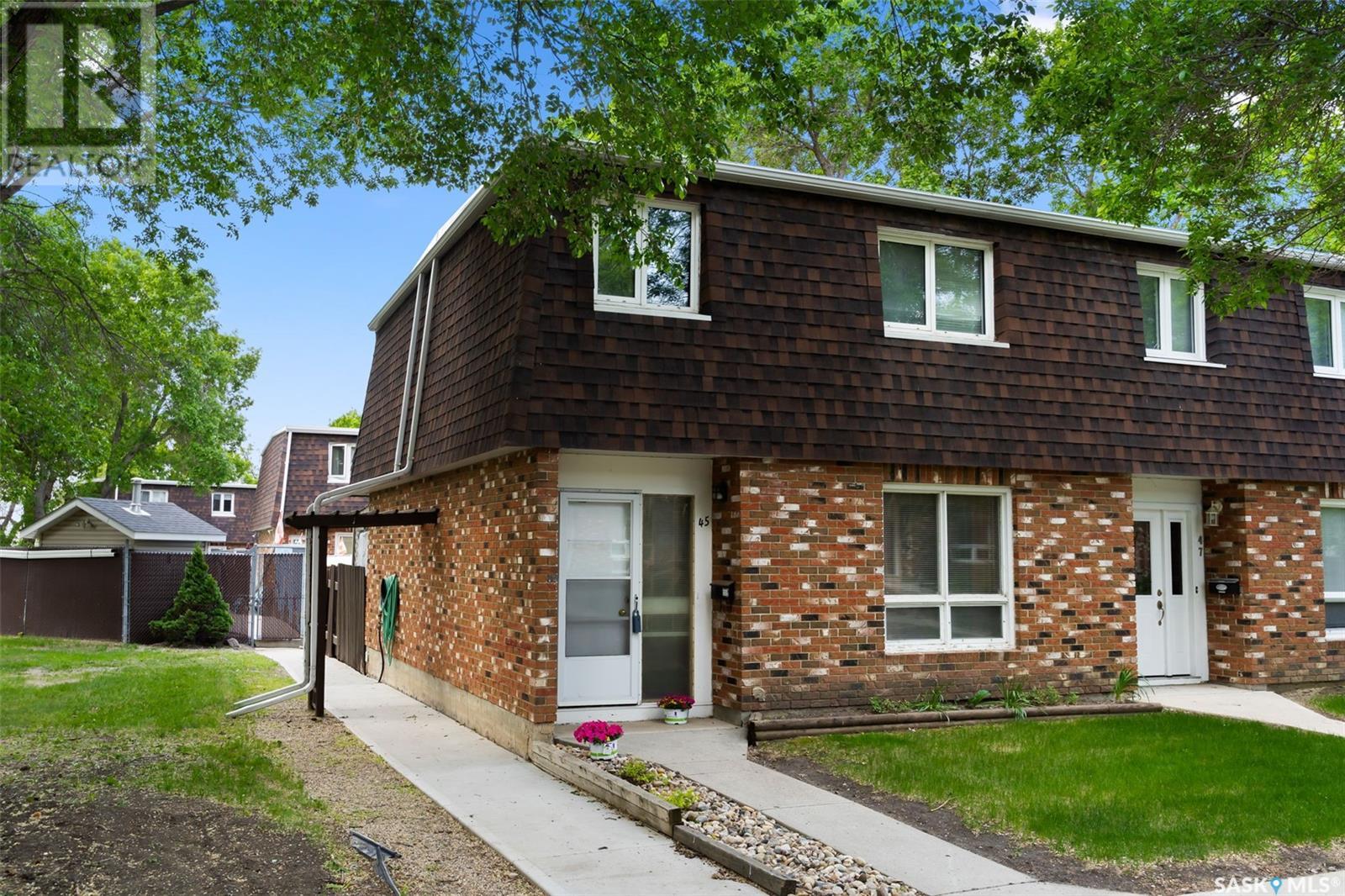45 Spruceview Road, Regina, Saskatchewan  S4R 0E1 - Photo 1 - SK008317