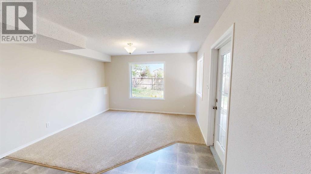 170 Peigan Court W, Lethbridge, Alberta  T1K 7N2 - Photo 22 - A2222273