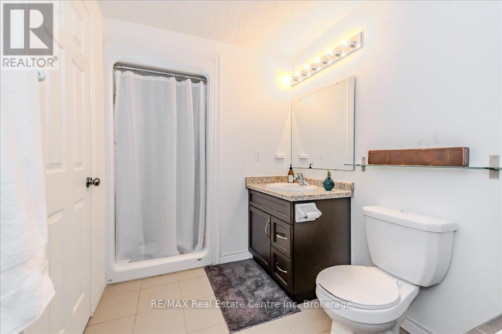 86 Davis Street, Guelph, Ontario  N1E 0G2 - Photo 12 - X12200240