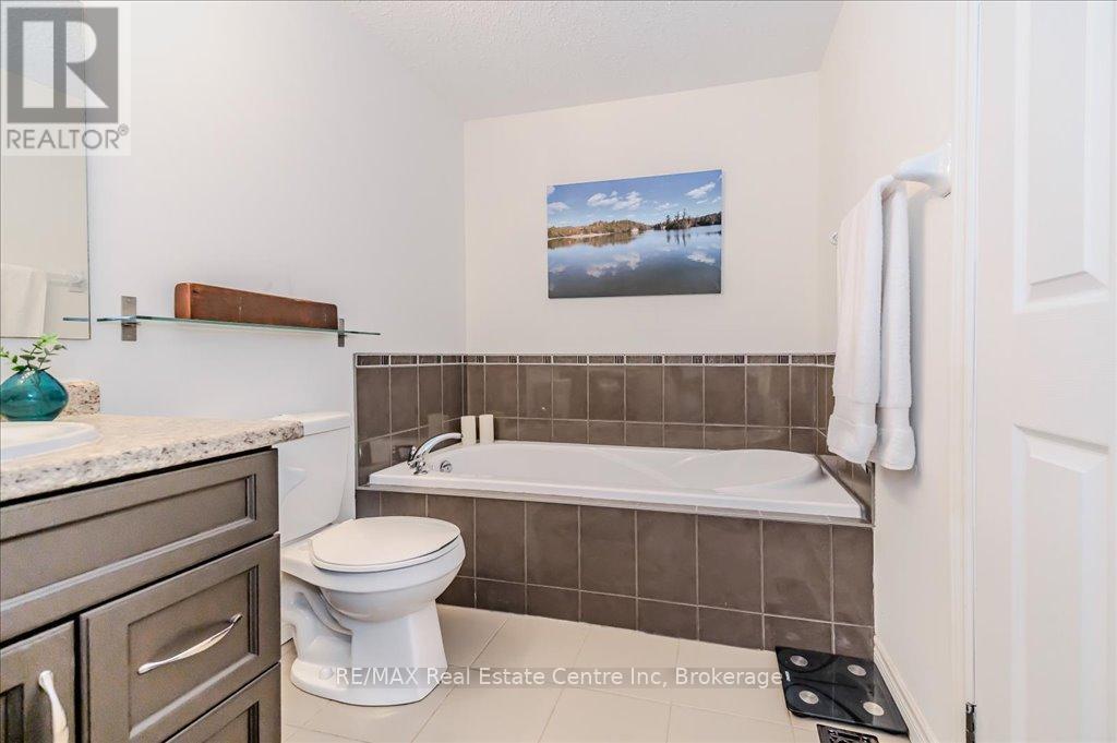 86 Davis Street, Guelph, Ontario  N1E 0G2 - Photo 13 - X12200240