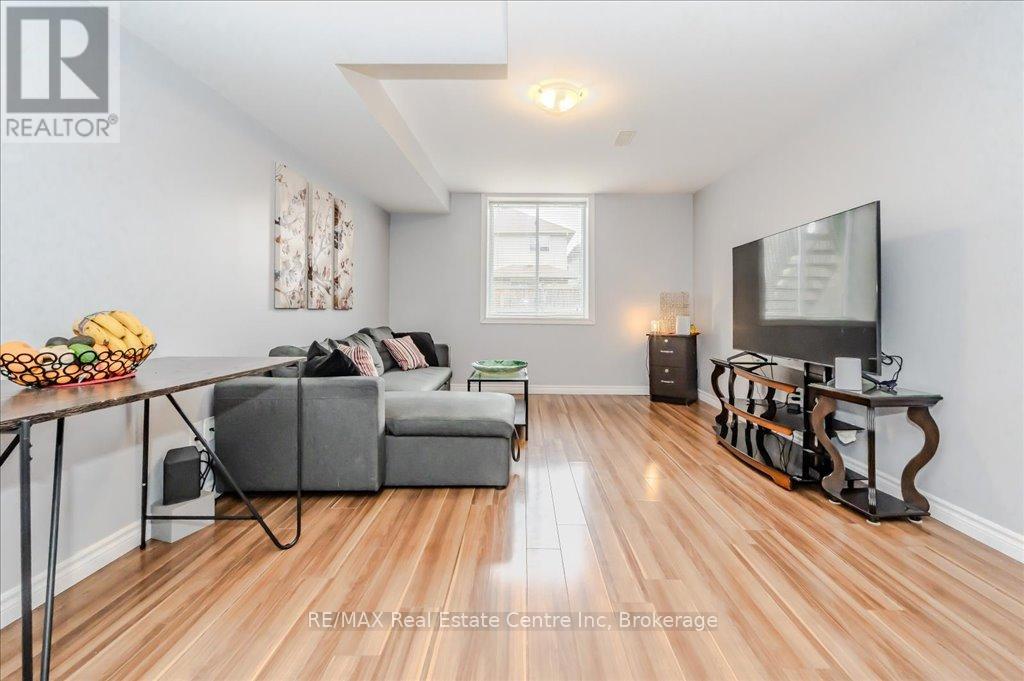 86 Davis Street, Guelph, Ontario  N1E 0G2 - Photo 19 - X12200240