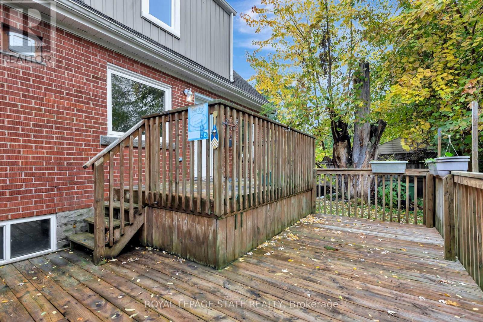 121 King Street E, Hamilton (Stoney Creek), Ontario  L8G 1L2 - Photo 25 - X12200198