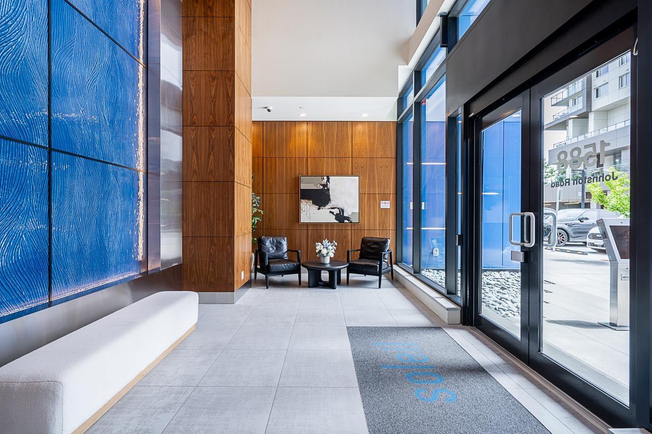 Property at 1305 1588 JOHNSTON ROAD image 3