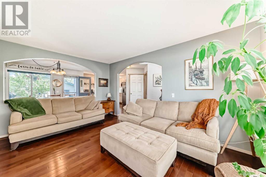 Property at 8912 Scurfield Drive NW image 5