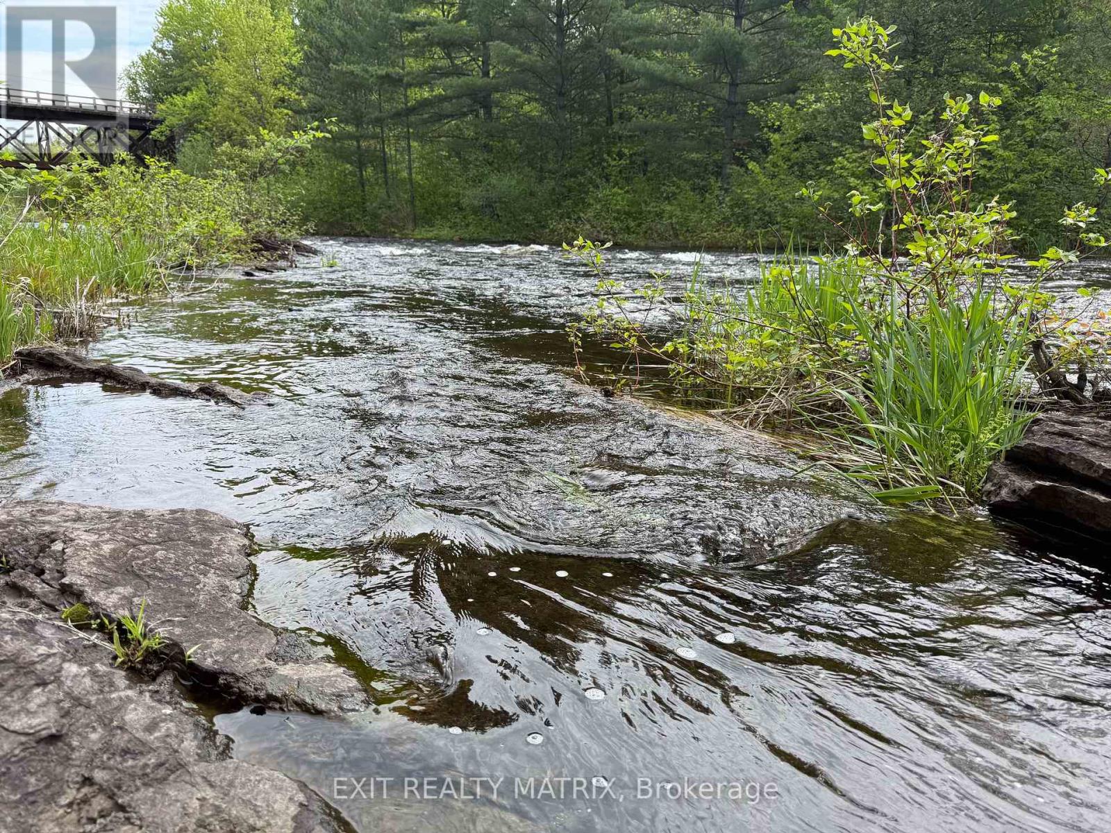 12654 Lanark Road, Greater Madawaska, Ontario  K0J 1H0 - Photo 14 - X12200364