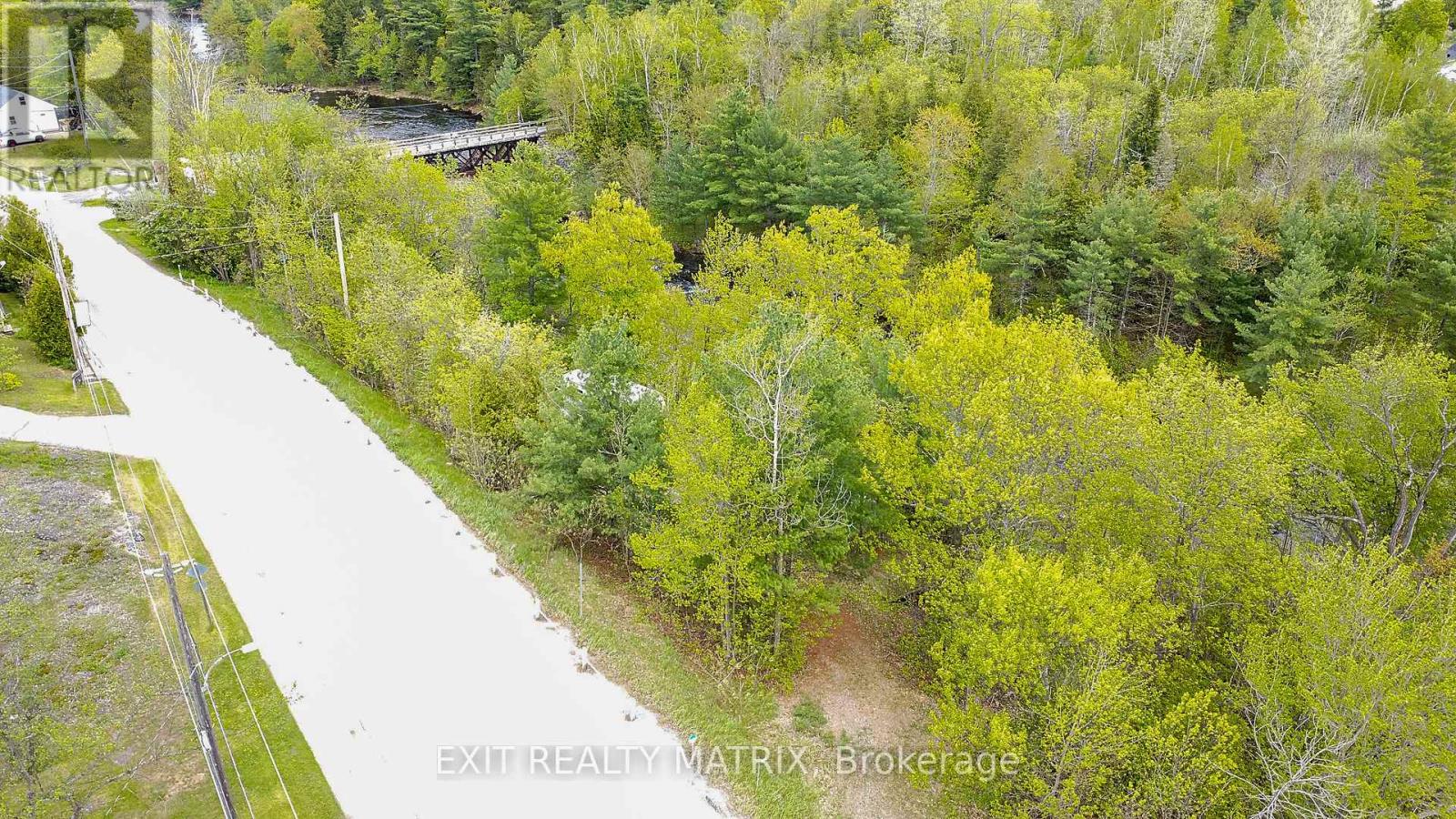 12654 Lanark Road, Greater Madawaska, Ontario  K0J 1H0 - Photo 26 - X12200364