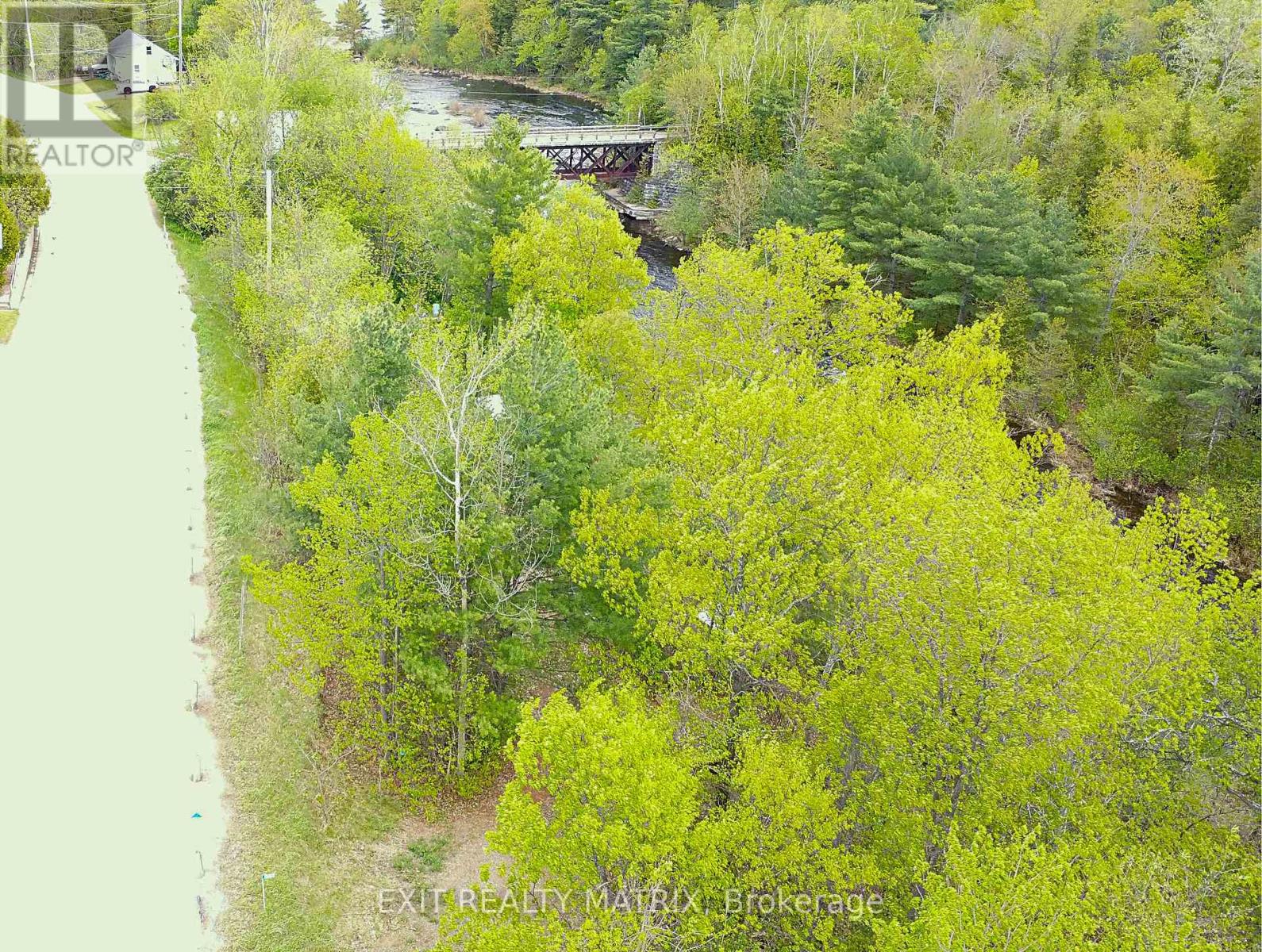 12654 Lanark Road, Greater Madawaska, Ontario  K0J 1H0 - Photo 27 - X12200364