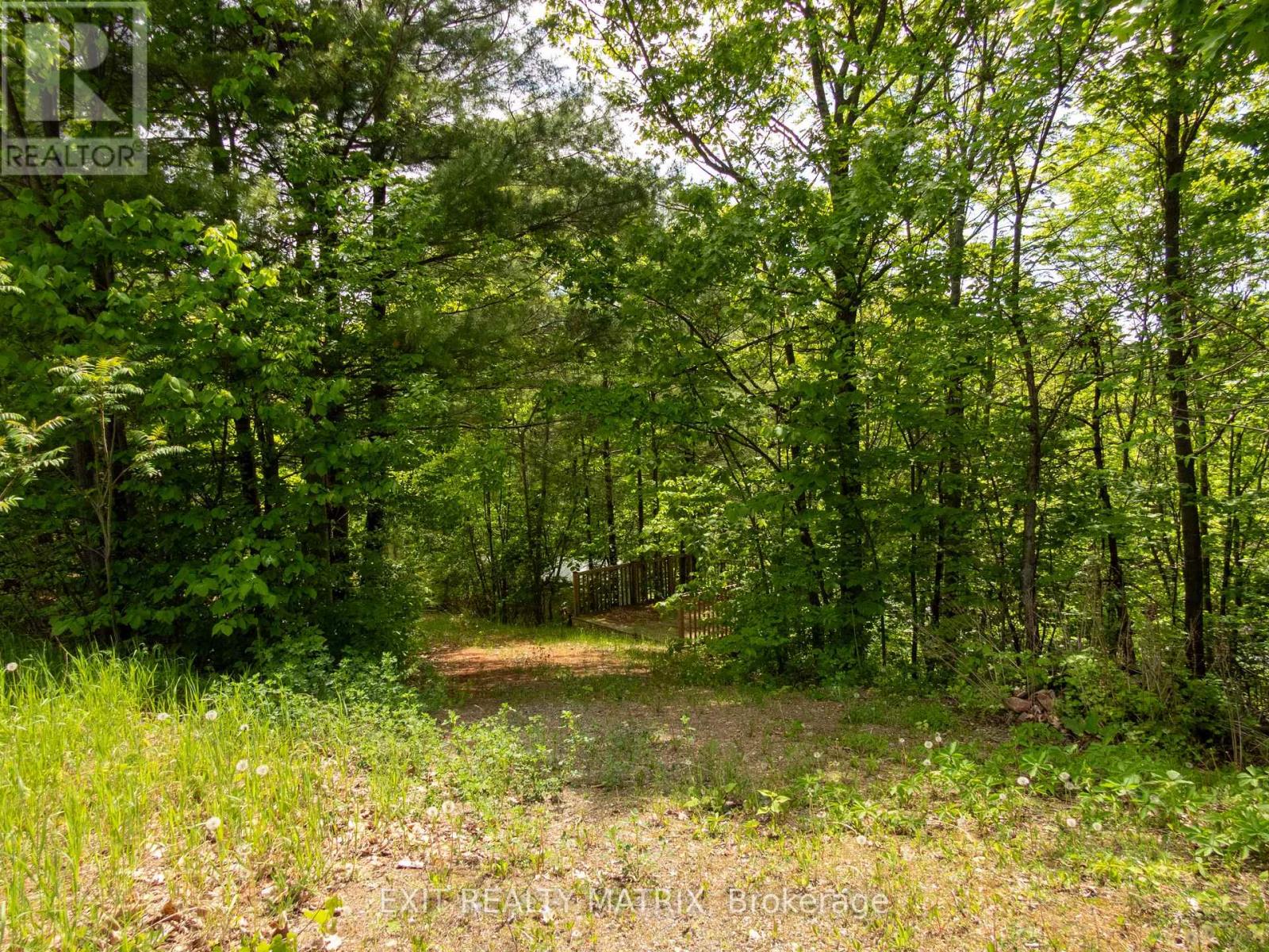 12654 Lanark Road, Greater Madawaska, Ontario  K0J 1H0 - Photo 3 - X12200364