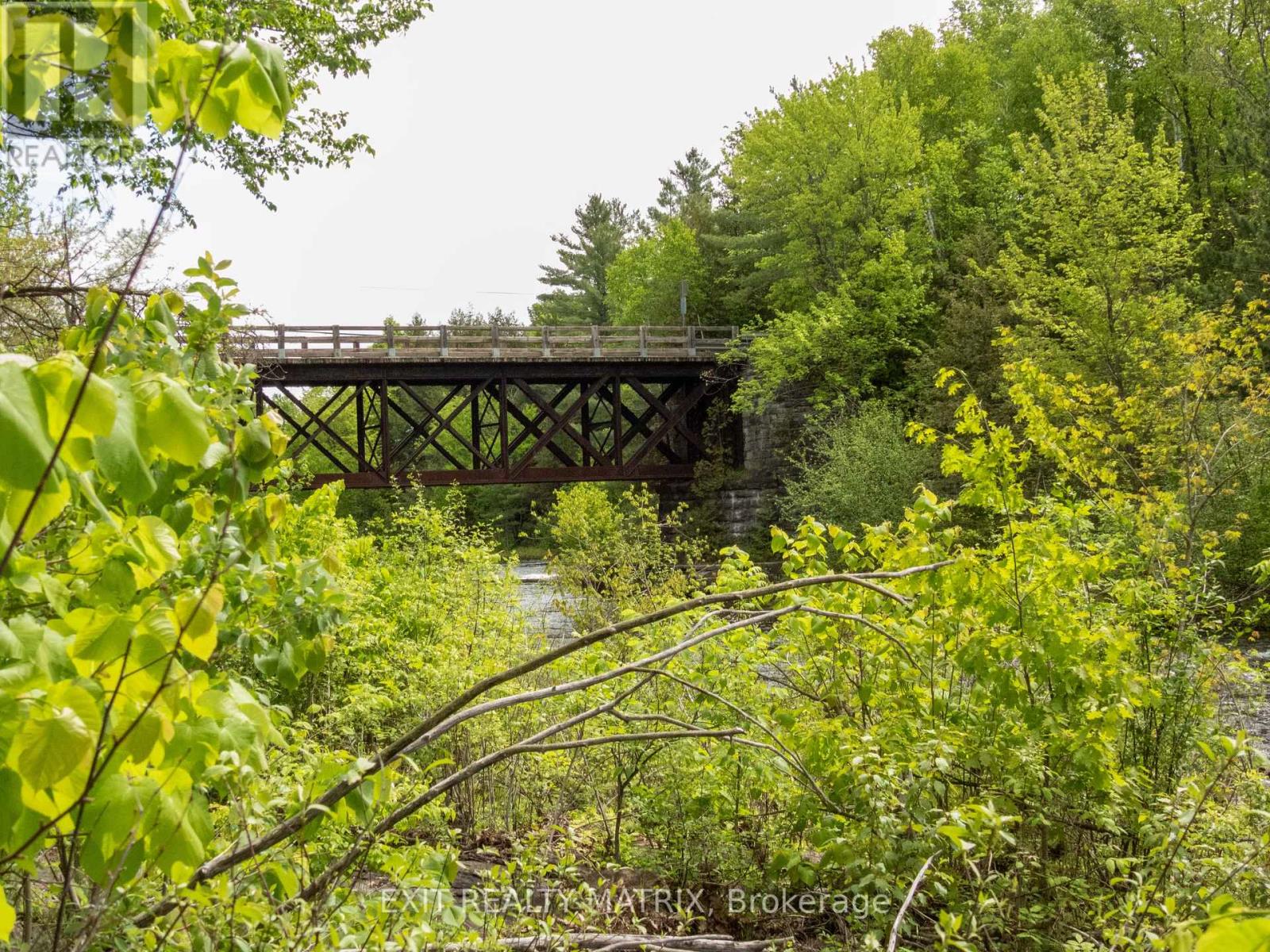 12654 Lanark Road, Greater Madawaska, Ontario  K0J 1H0 - Photo 9 - X12200364