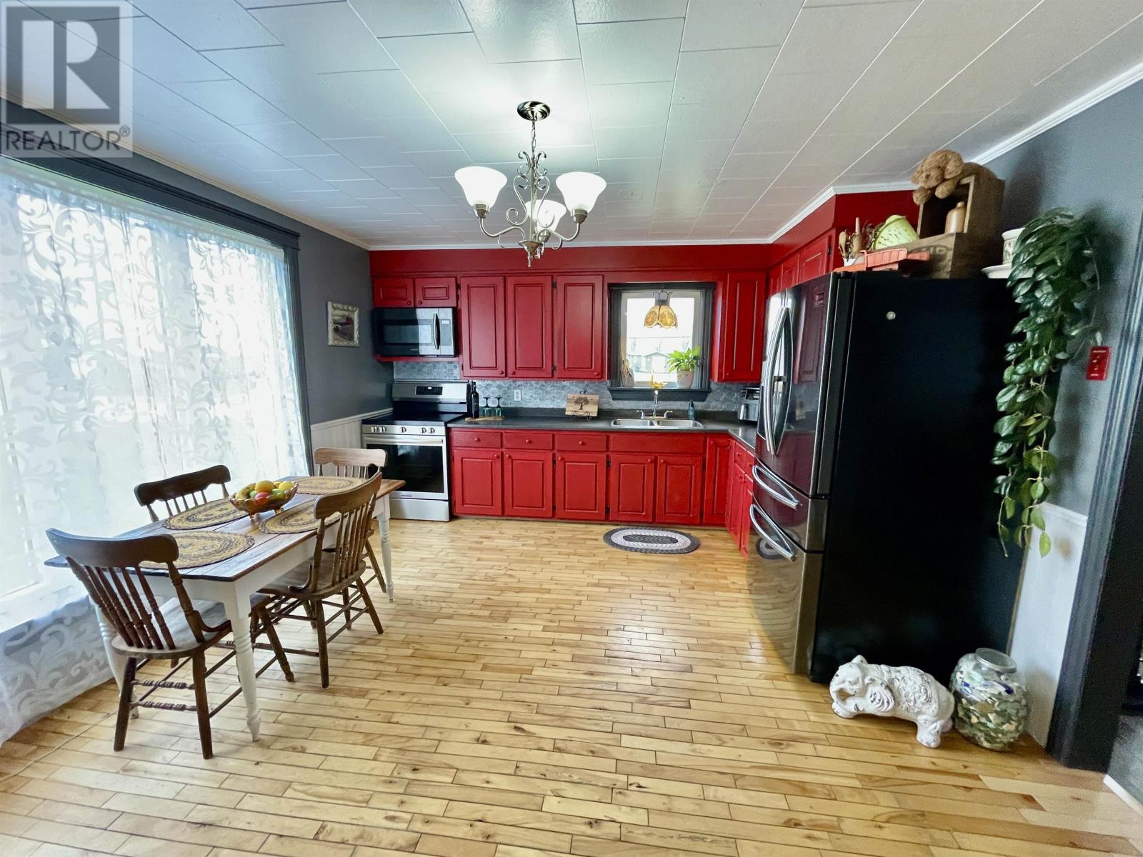 39878 Western Road, Rte 2, Elmsdale, Prince Edward Island  C0B 1K0 - Photo 6 - 202509252