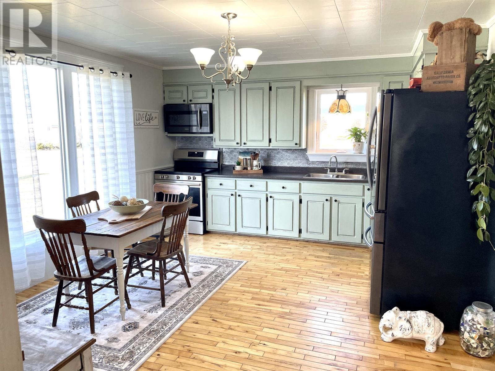 39878 Western Road, Rte 2, Elmsdale, Prince Edward Island  C0B 1K0 - Photo 9 - 202509252