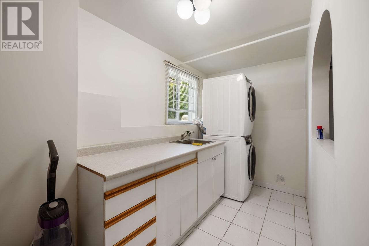 5957 Carson Street, Burnaby, British Columbia  V5J 2Z8 - Photo 15 - R3011705