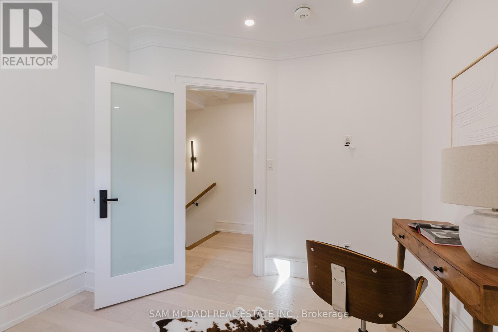129 Beaconsfield Avenue, Toronto, Ontario  M6J 3J5 - Photo 23 - C12059549